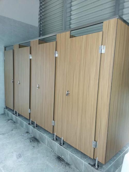 公共衛(wèi)生間隔斷設(shè)計(jì)指南